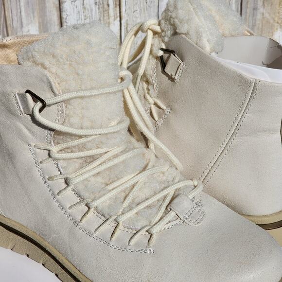 NEW - Cliffs by White Mountain Women's Happiest Lace-Up Booties - Size 9.5 - Picture 11 of 13